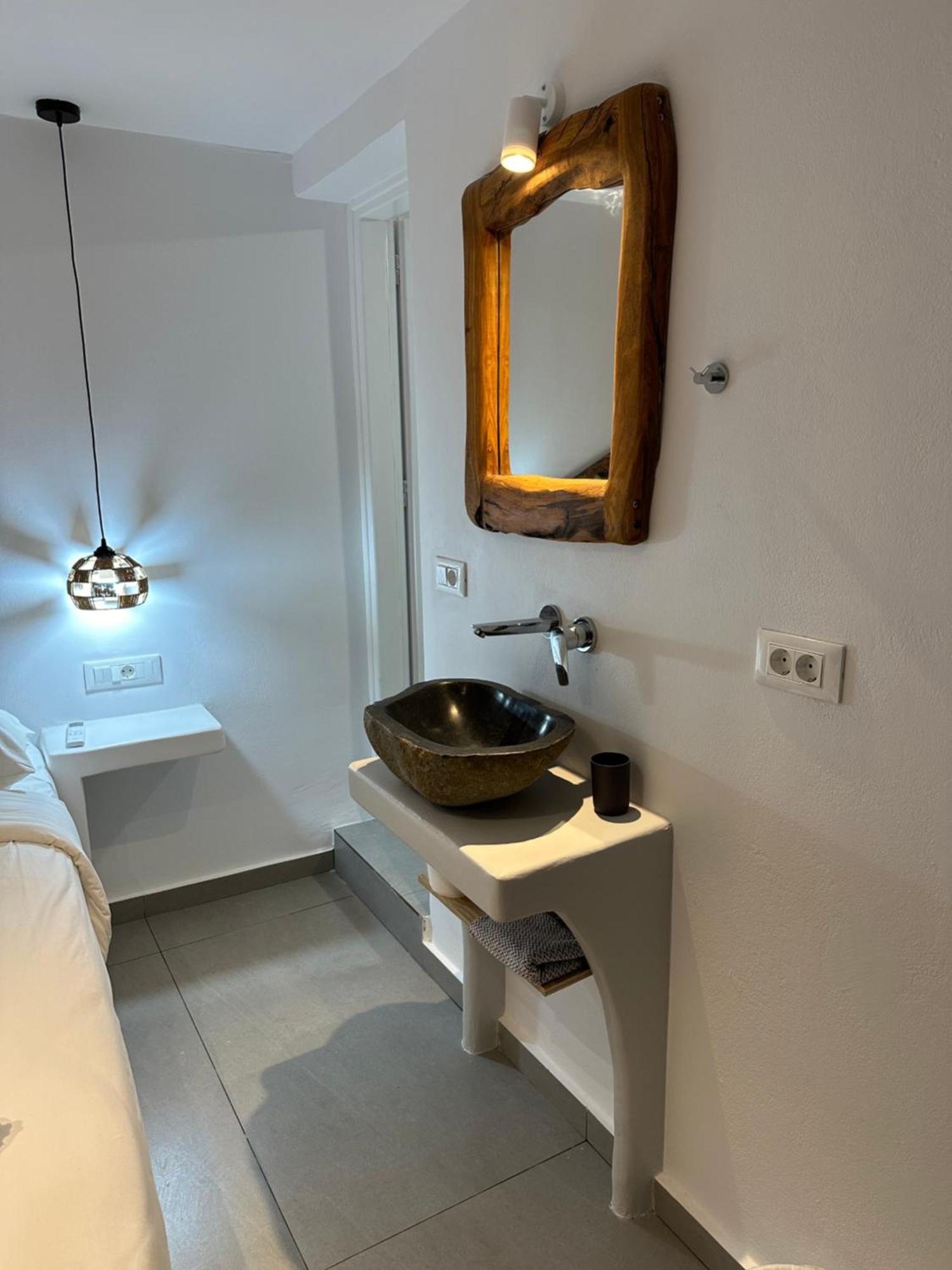 The Coast Suites เตลอส ภายนอก รูปภาพ